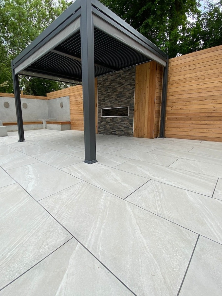 Verona Bianco Outdoor Porcelain Paving Tiles - 900x600x20mm