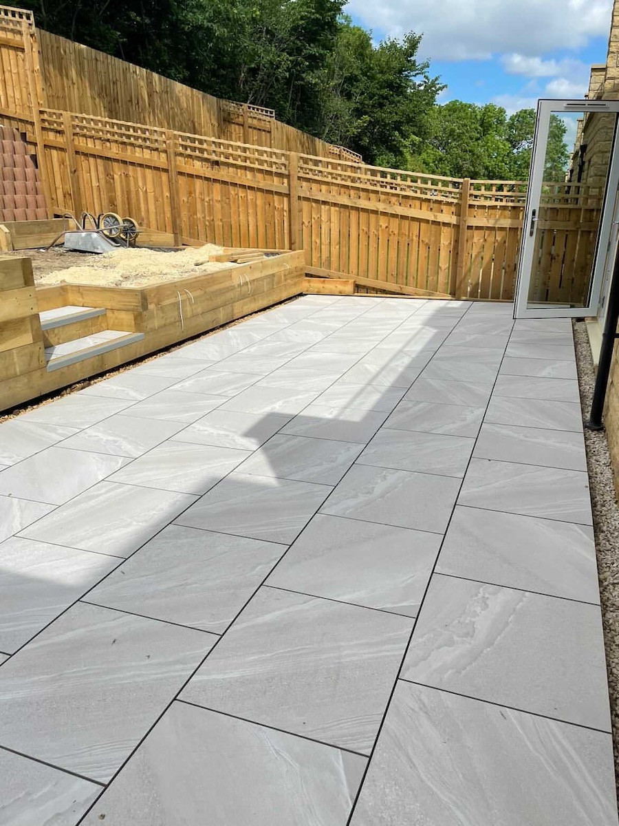Verona Bianco Outdoor Porcelain - 600x600x20mm
