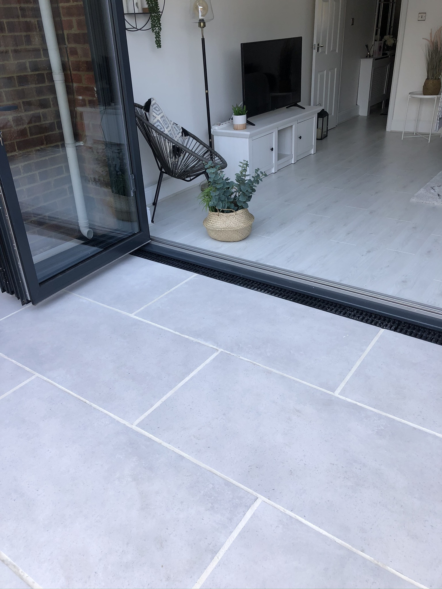 Eclipse Silver Outdoor Porcelain - 900x600x20mm