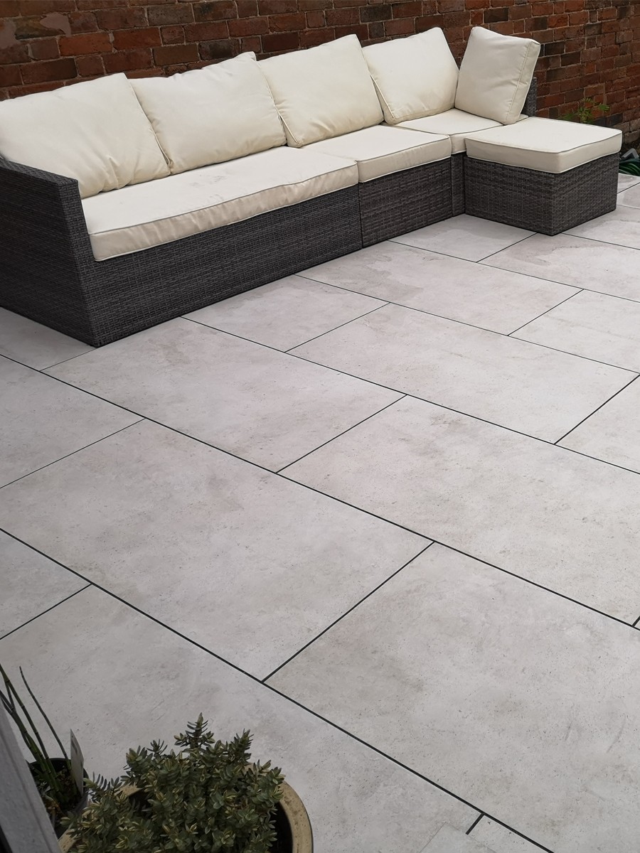 Earth White Virtue Vitrified Outdoor Porcelain Paving Slabs - 1200x600 Pack