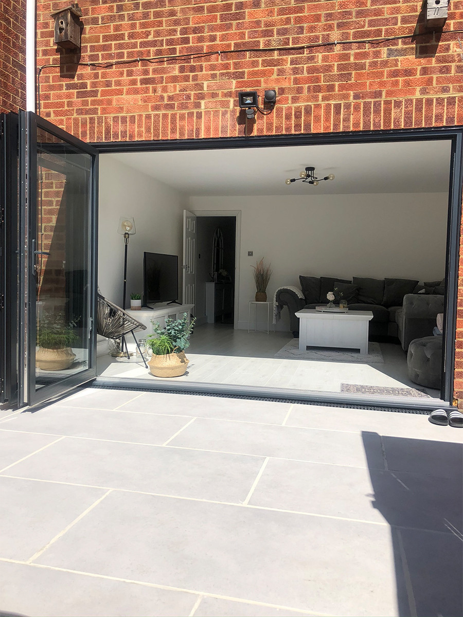 Eclipse Silver Outdoor Porcelain - 900x600x20mm