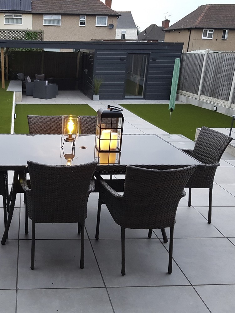 Eclipse Silver Virtue Outdoor Porcelain Paving Slabs - 600x600 Pack