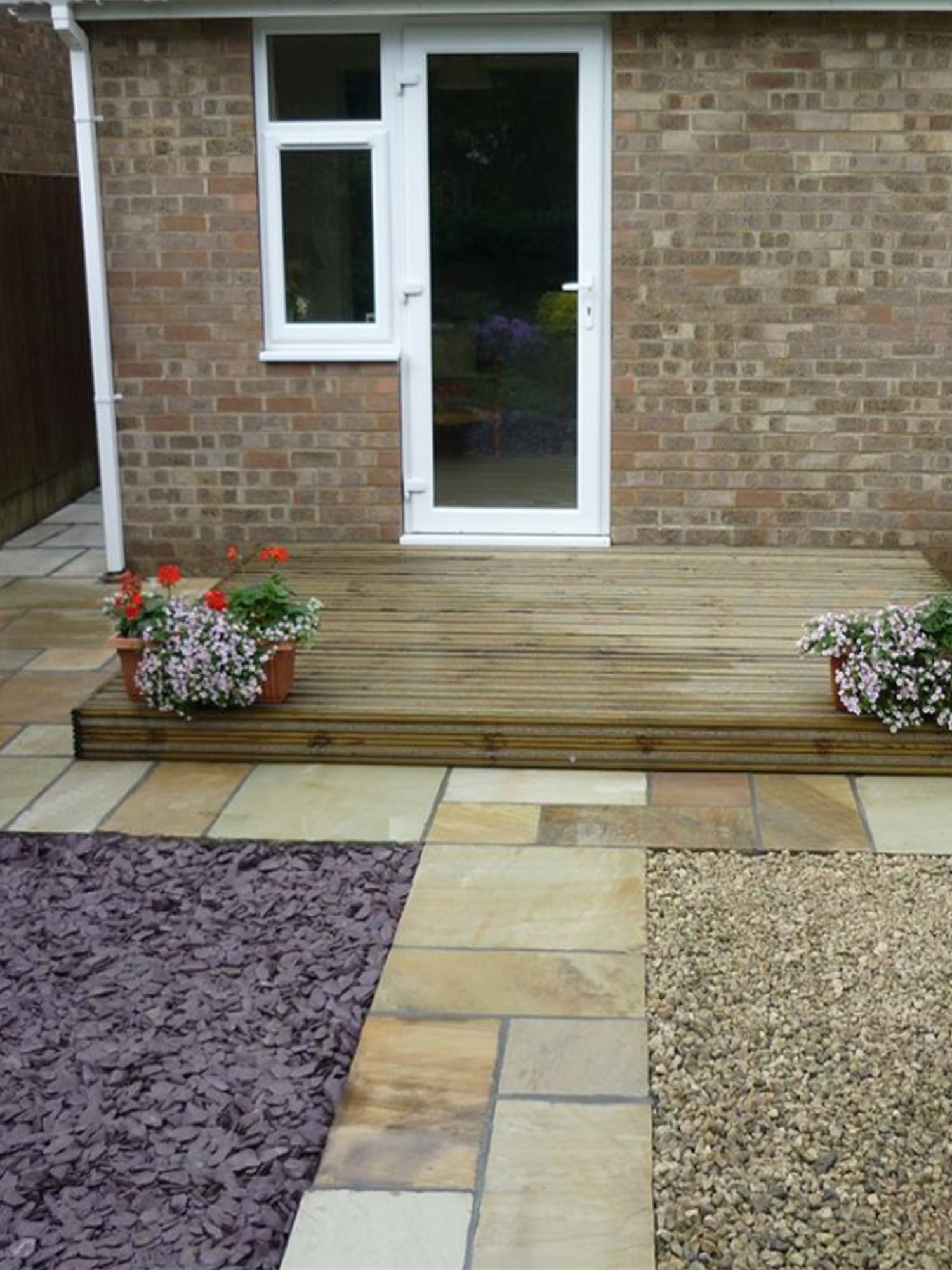 Fossil Mint Indian Sandstone Paving Slabs - Mix Size Patio Pack