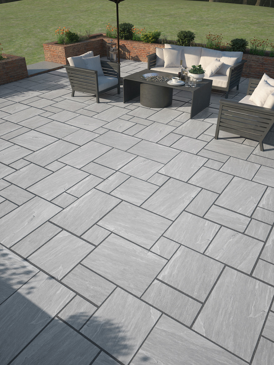 Kandla Grey Outdoor Porcelain Paving Slabs - Mix Size Pack